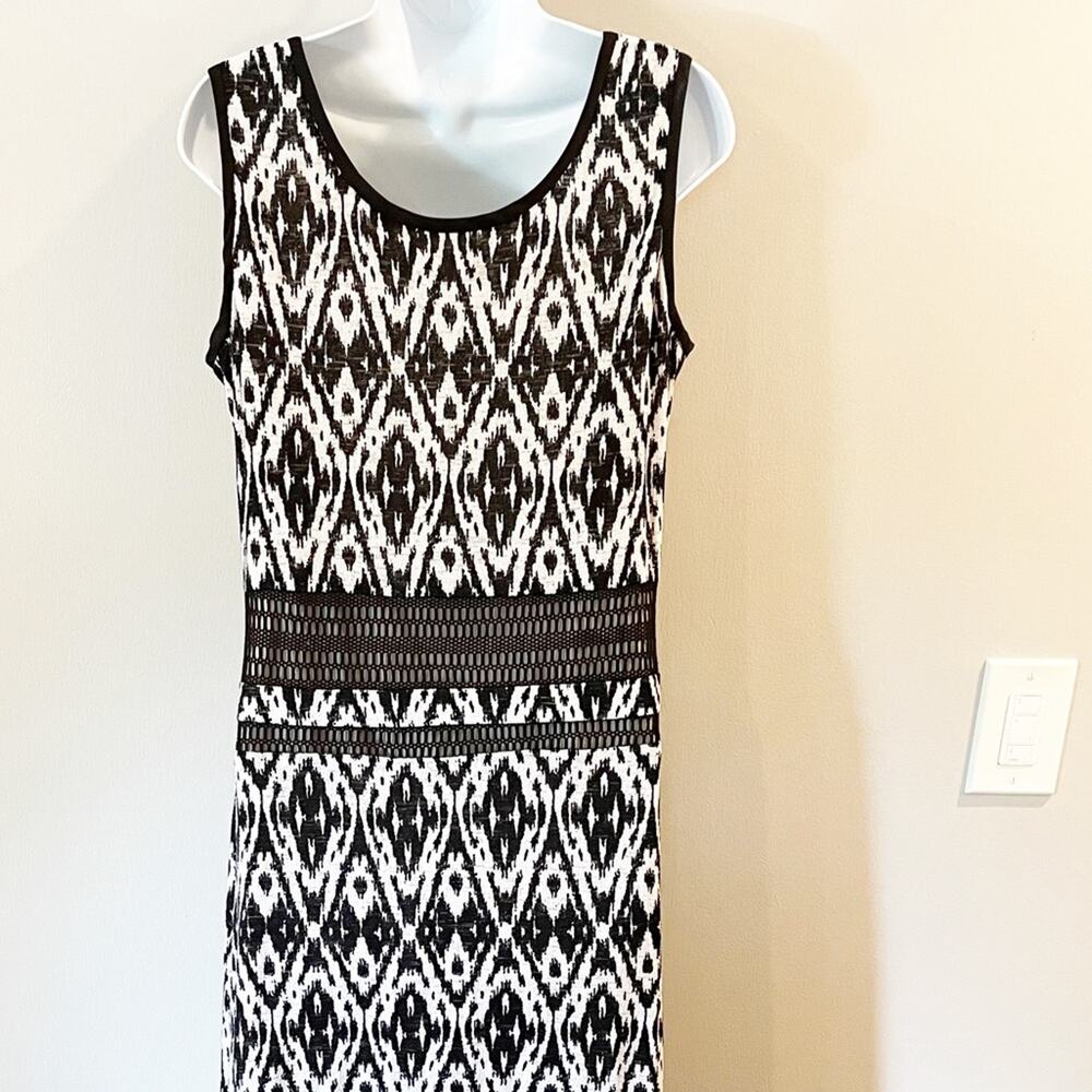 Nine West Sleeveless Black and White Patterned Maxi Dress Size 12 - Picture 4 of 12